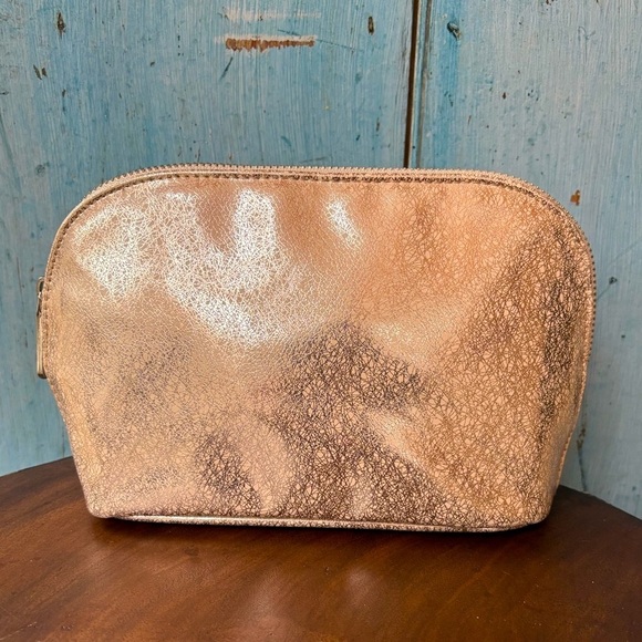 Cosmetic bag bundle (2) one in peach/gold foil & other in gold snakeskin pattern - Picture 8 of 10